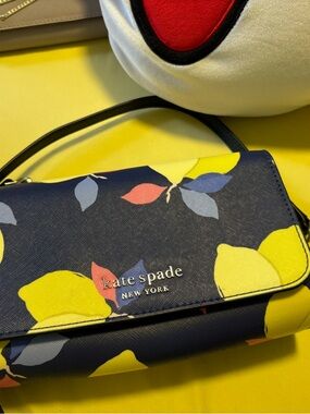 Auth. Kate Spade Safiano Cameron navy lemon zest small flap